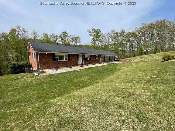 2nd image of 14 Bethmont Dr