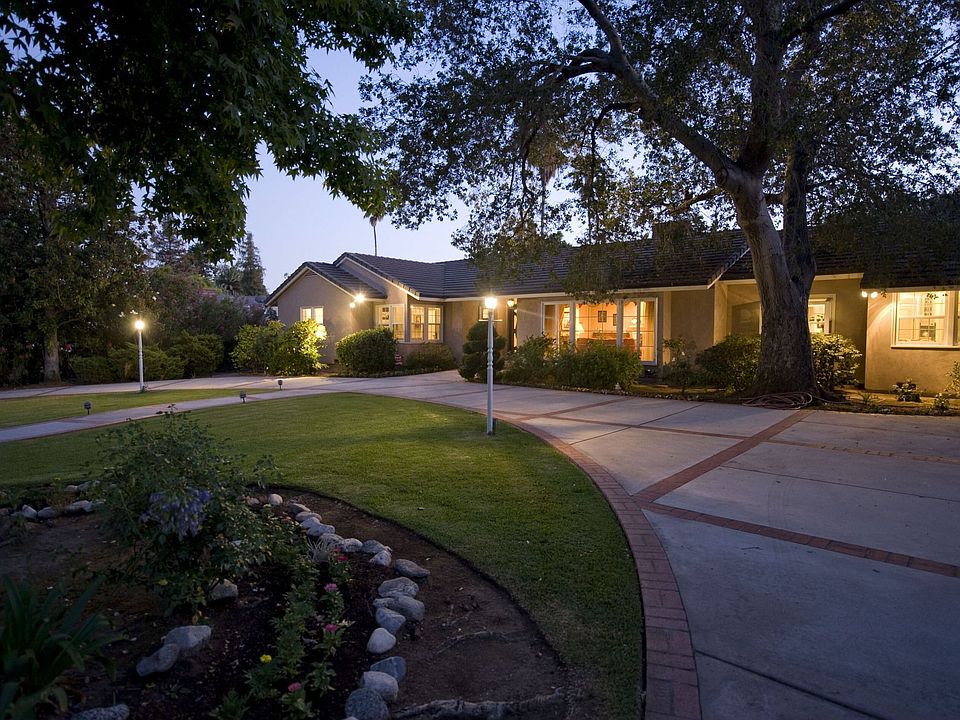Gorgeous Santa Anita Oaks Home