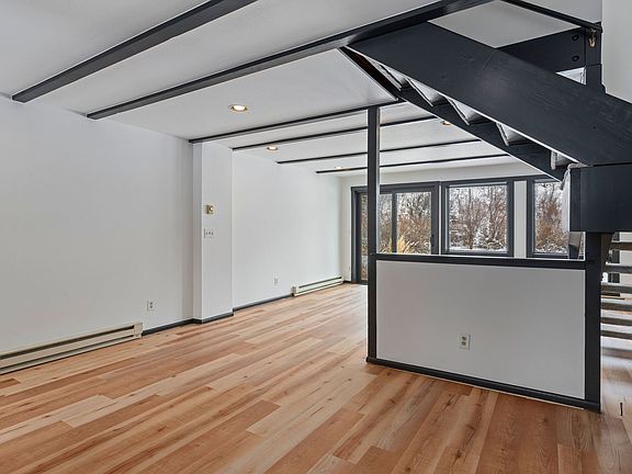 2nd image of 732 W Snow King Ave