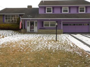 925 W Clinton St, Elmira, NY