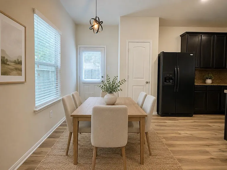 17035 Amarose Dr — Photo 10