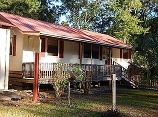 212 Main St NE, Steinhatchee, FL 32359