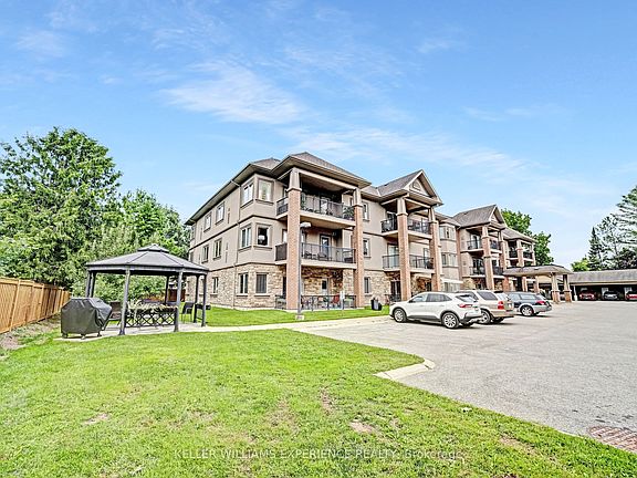 2nd image of 19 B Yonge St N #103