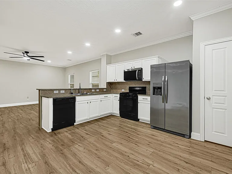 11015 Harston Dr — Photo 12