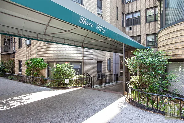 Sold by Halstead Real Estate | media 24