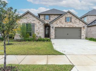 4613 Expedition Dr, Oak Point, TX 75068