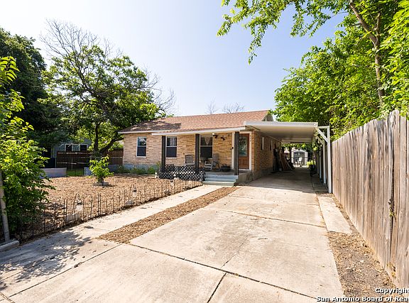 2nd image of 622 Lovera Blvd