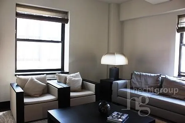 Rented by Hecht Group | media 18
