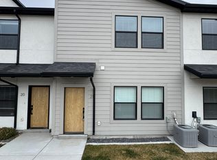 220 Springcreek Pkwy, Providence, UT 84332