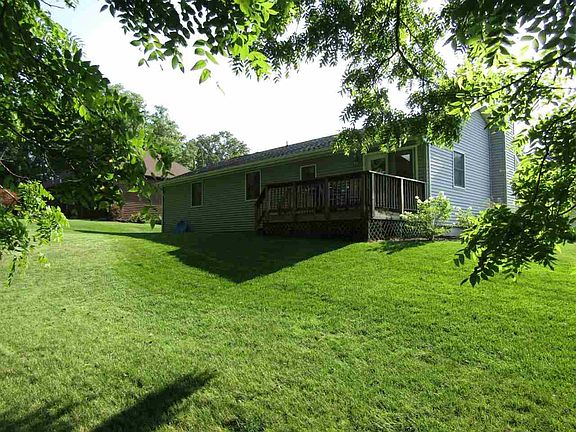 2nd image of 100 Eldorado Dr
