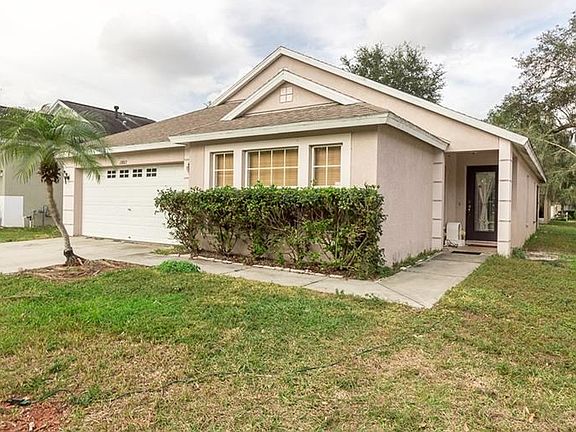 4th image of 15803 Stags Leap Dr