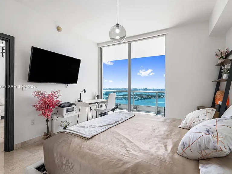 900 Biscayne Blvd #3704 — Photo 32