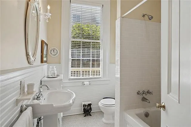 1333 Josephine St — Photo 16