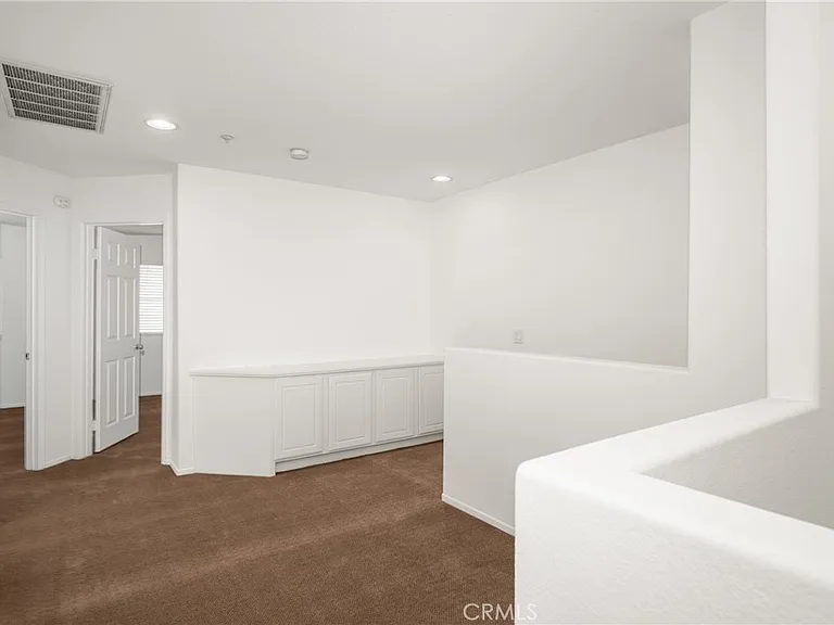 24 Crestline #103 — Photo 19