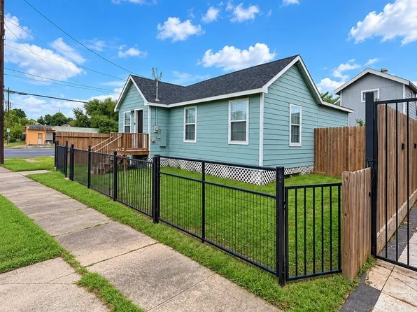 7402 Navigation Blvd, Houston, TX 77011