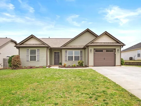 102 Veranda Cir, Pendleton, SC 29670