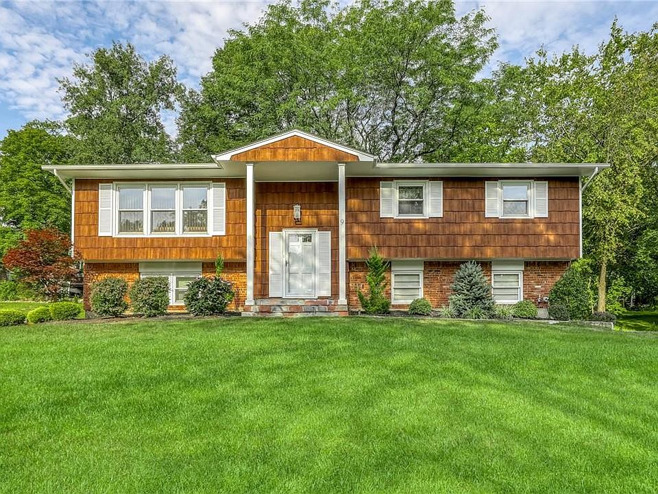1st image of 9 Strathmore Drive