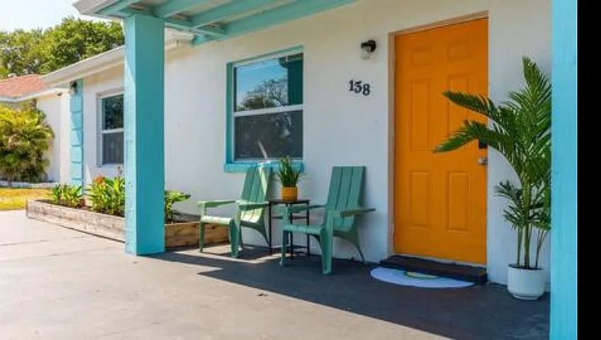 3 bed, 1217 sqft, $3,500 — Photo 2