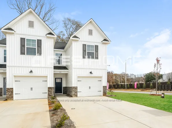 445 Country Club Ln, Anderson, SC 29625