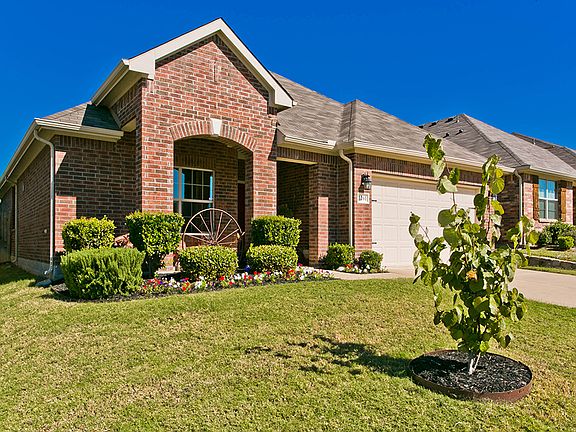 3rd image of 1261 Waterford Dr