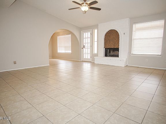 3rd image of 726 Centennial Dr