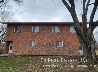 10006 Isabelle Ct, Saint Ann, MO 63074