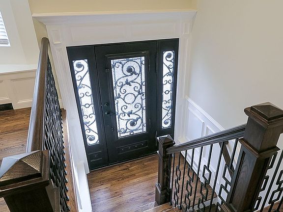 4th image of 101 Hillside Rd