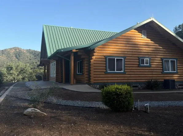 1905 Silver Ln, Squaw Valley, CA 93675