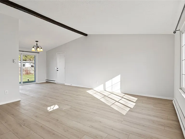 247 Overland Trl — Photo 14