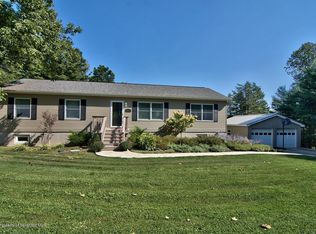 1210 Fords Pond Rd, Clarks Summit, PA 18411