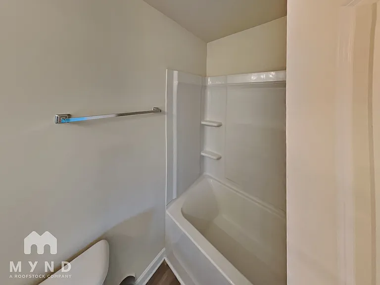 2547 Piering Dr — Photo 11