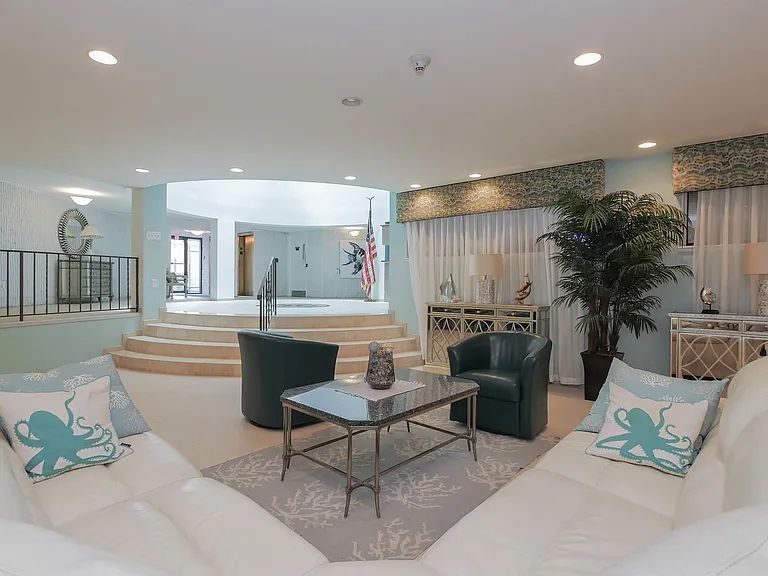 935 Ocean Ave #207 — Photo 31