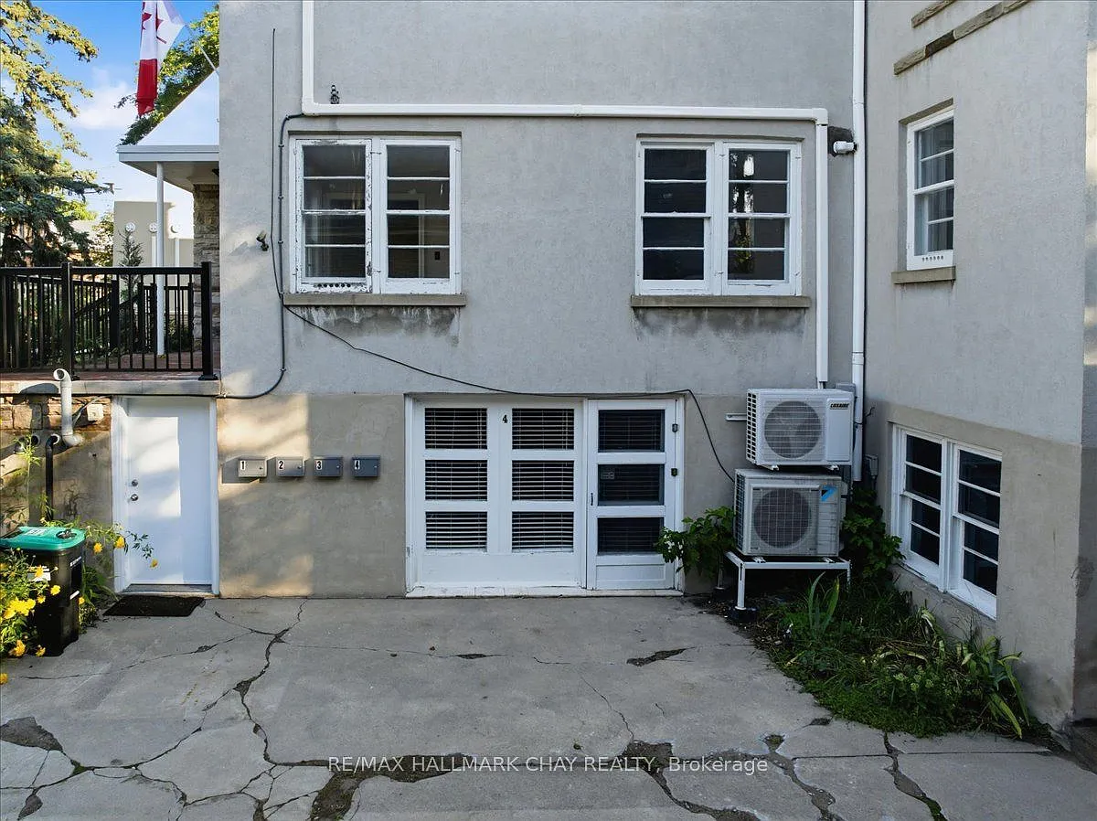 2 bed, $2,195 — Photo 4