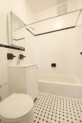 Rented by Blue Star Properties Inc. | media 30