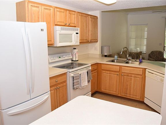 5th image of 5600 Bentgrass Dr #8-105