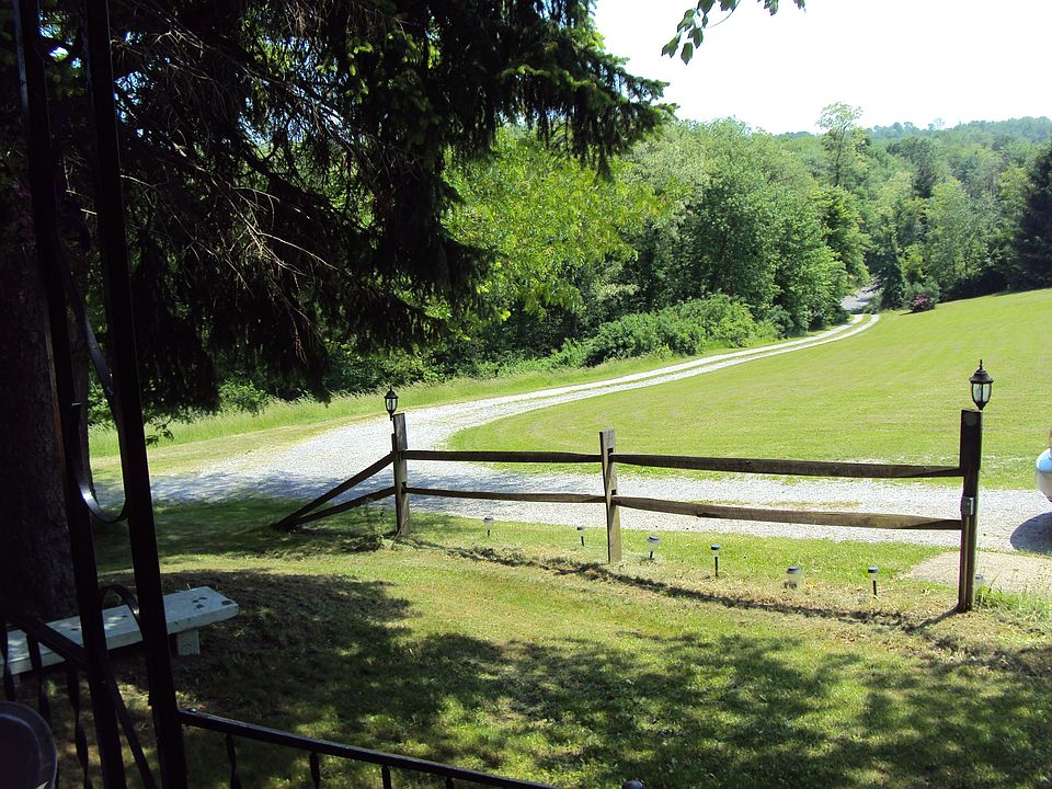 2nd image of 15481 Annesley Rd