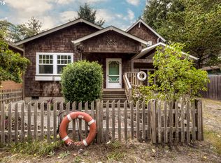 556 N Hemlock St, Cannon Beach, OR