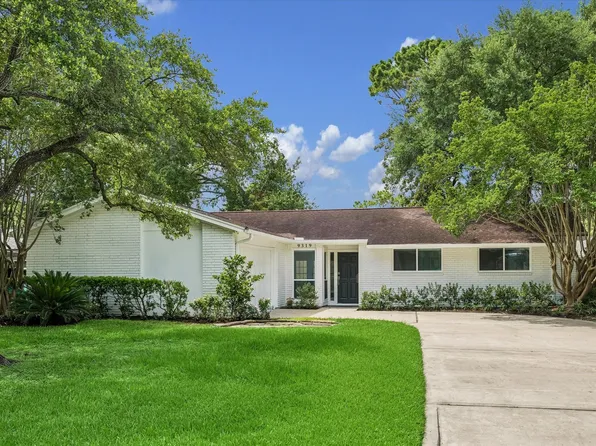 9319 Meadowcroft Dr, Houston, TX 77063