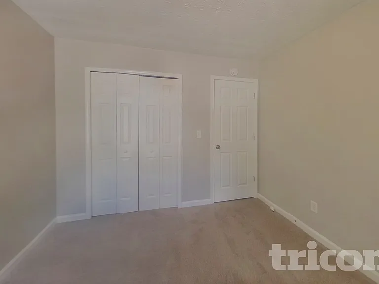 8292 Eastshore Dr — Photo 10
