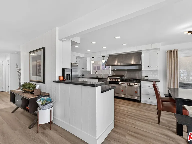 6819 E Ocean Blvd — Photo 13