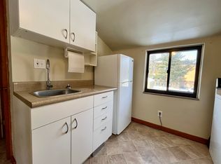 94 Georgetown Ave #3, Pittsburgh, PA 15229