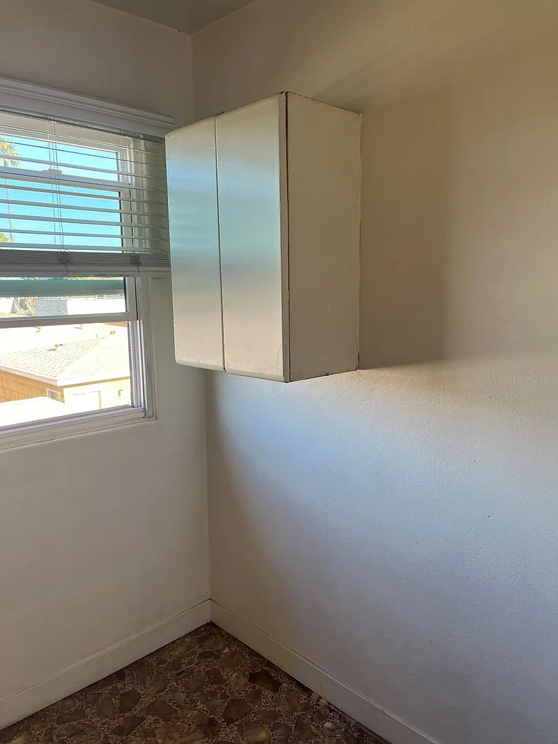 1602 PB Drive Studios — Photo 2