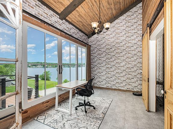 2nd image of 4006 Apple Valley Dr