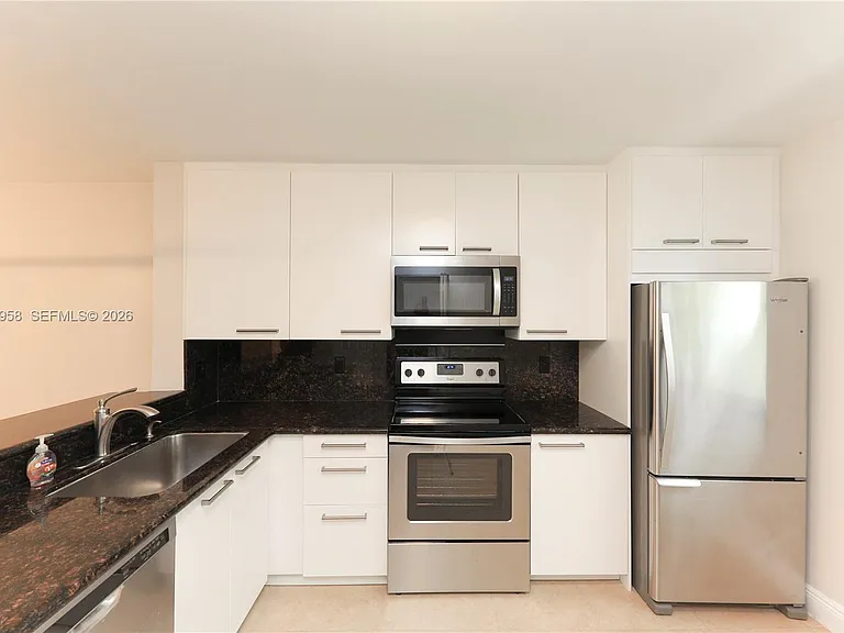10125 W Sunrise Blvd #101 — Photo 3