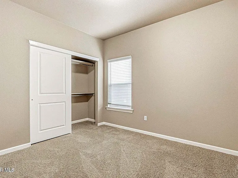 5933 Ruidoso Downs St — Photo 15