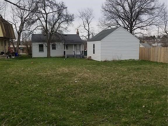 5th image of 3779 Huntmere Ave