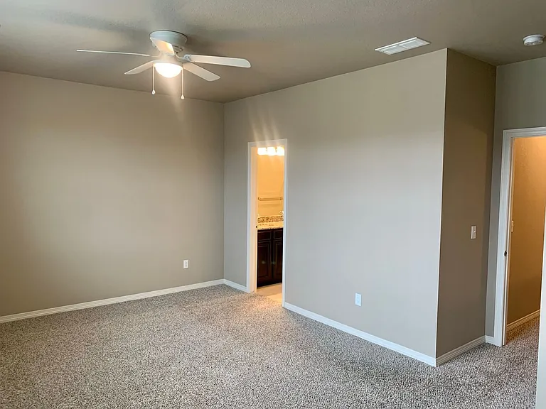 1687 Grand Ave #2 — Photo 30
