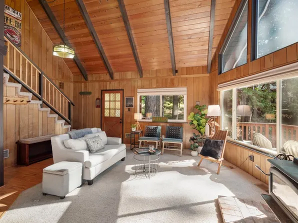 2393 Stephanie Dr, Arnold, CA 95223