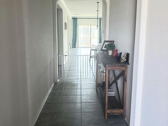 3rd image of 676 Knoll Brk