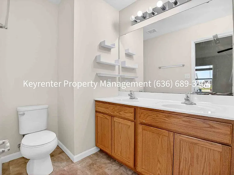 229 Charlestowne Place Dr — Photo 32